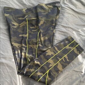 PINK Victoria's Secret leggings